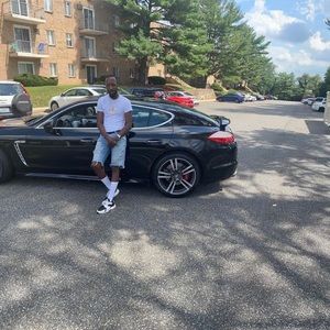 Meet your Posher, Daniel